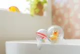 Игрушки для ванны Munchkin Float Play Bubbles плавающие, пластик, 2 шт 4 m+ — фото 3