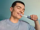 Звуковая электрическая зубная щётка Philips Sonicare 4100 HX4041/48 с датчиком давления, с долгим временем работы, 1 шт Blue — фото 5