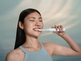 Звуковая зубная щётка Philips Sonicare 6100 HX7400/01 с головкой S2 Sensitive, 62 000 движений в минуту, 1 шт White — фото 6