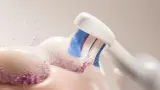 Сменные насадки для зубной щётки Philips Sonicare Sensitive HX6052/87 белые, 2 шт — фото 6