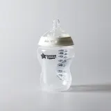 Бутылочка для кормления Tommee Tippee Natural Start Anti-Colic для детей от 3 месяцев, 2× 340 мл Medium Flow 3 m+ — фото 3