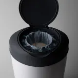 Контейнер для подгузников Tommee Tippee Simplee White с антибактериальной плёнкой, 1 шт — фото 4