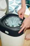 Контейнер для подгузников Tommee Tippee Twist Click White с плёнкой GREENFILM, 1 шт — фото 6
