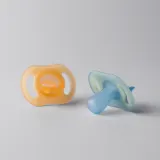 Пустышка Tommee Tippee Ultra Light Night силиконовая, светится в темноте, 2 шт 6-18m Orange/ Blue — фото 2