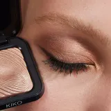 Тени для век KIKO Milano Water Eyeshadow с интенсивной пигментацией, стойкие, 3 г, оттенок 02 Sparkling Wine — фото 3