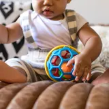 Прорезыватель для зубов Baby Einstein Bendy Ball в форме мяча, для малышей, 1 шт 3 m+ — фото 3