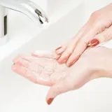Набор для ухода за кожей лица CeraVe Hydrating Cleanser очищение и увлажнение, с SPF, 473 мл + 52 мл — фото 4