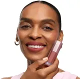 Lancôme Lip Idôle CuddleBlur™ Matte Velvet Lip Cream - Жидкая помада Lancome Lip Idole CuddleBlur Matte Velvet Lip Cream матовая, 8,5 мл, 8.5 мл, оттенок 60 Million-Dollar Berry — фото 5