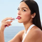 Lancôme Lip Idôle CuddleBlur™ Matte Velvet Lip Cream - Жидкая помада Lancome Lip Idole CuddleBlur Matte Velvet Lip Cream матовая, 8,5 мл, 8.5 мл, оттенок 22 Nap in Mauve — фото 7