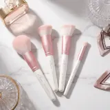 Набор кистей для макияжа Luvia Cosmetics Flawless Face Set с дорожным чехлом, для кремовых и пудровых средств, 5 шт — фото 3