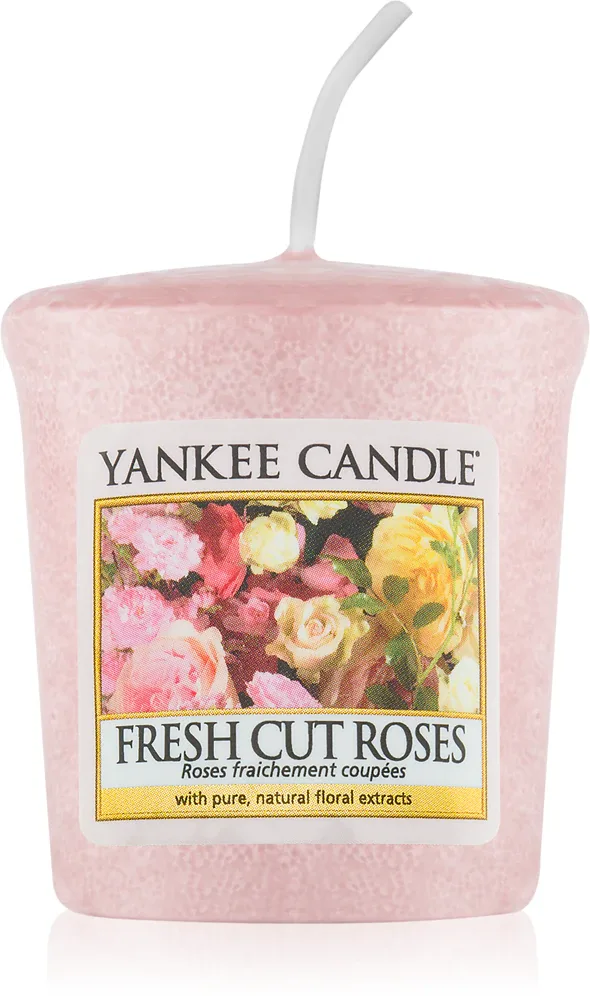 Ароматическая свеча Yankee Candle Fresh Cut Roses с цветочным ароматом, 49 g