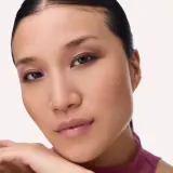 Палетка теней для век Catrice The Cool Rose матовые и с блёстками, 9 г — фото 7