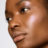 Хайлайтер для лица MAC Cosmetics Glow Play Bouncy Highlighter со светоотражающими пигментами, 7,5 г, оттенок Stratus — фото 5