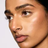 Хайлайтер для лица MAC Cosmetics Glow Play Bouncy Highlighter со светоотражающими пигментами, 7,5 г, оттенок 7.5 г — фото 4