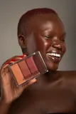 Палетка для лица и губ Danessa Myricks Beauty Dewy Cheek Lip Palette многофункциональная, 25 г, оттенок Dew It Undercover — фото 4