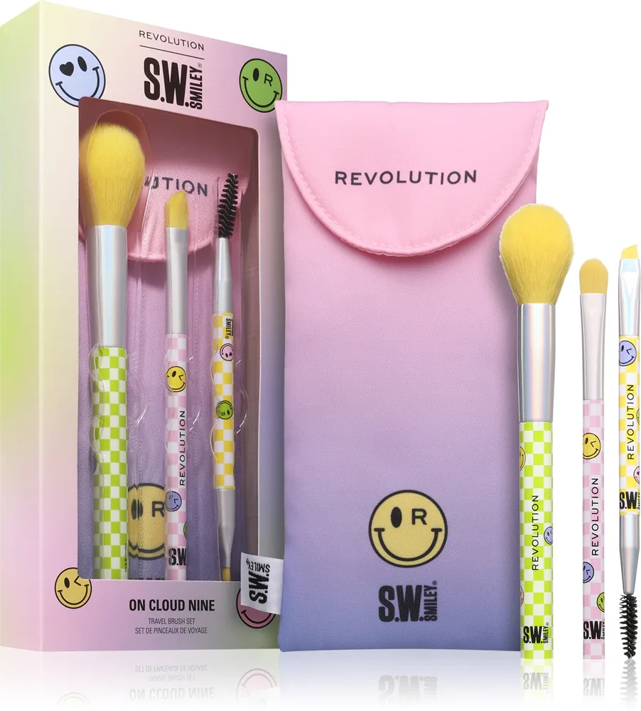 Набор кистей для макияжа Revolution S.W.Smiley On Cloud Nine дорожный, с косметичкой, 3 шт