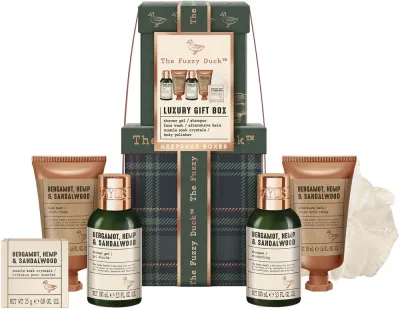 Baylis & Harding The Fuzzy Duck Bergamot, Hemp & Sandalwood - Набор мужской косметики Baylis Harding The Fuzzy Duck Bergamot, Hemp Sandalwood Men's Luxury, с мочалкой