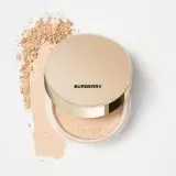 Пудра рассыпчатая Burberry Beyond Wear Loose Powder матирующая, стойкая, 20 г, оттенок Honey 003 — фото 4