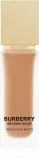 Тональная основа Burberry Beyond Wear Perfecting Matte Foundation матирующая, стойкая, 30 мл, оттенок Medium-Deep Cool 100 — фото 1