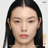 Тональная основа Burberry Beyond Wear Perfecting Matte Foundation матирующая, стойкая, 30 мл, оттенок Fair Neutral 020 — фото 3