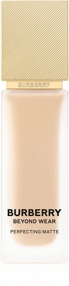 Тональная основа Burberry Beyond Wear Perfecting Matte Foundation матирующая, стойкая, 30 мл, оттенок Fair Warm 020
