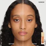 Тональная основа Burberry Beyond Wear Perfecting Matte Foundation матирующая, стойкая, 30 мл, оттенок Medium-Deep Warm 100 — фото 3