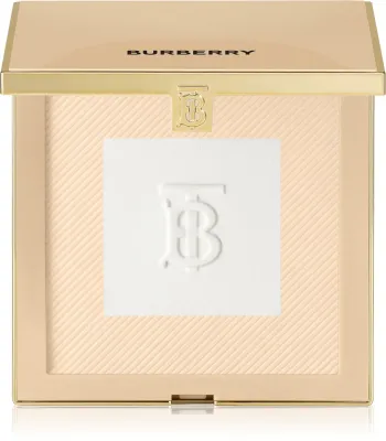 Пудра компактная Burberry Beyond Wear Powder 2 в 1, матирующая, фиксирующая, 11 г, оттенок Fair 01
