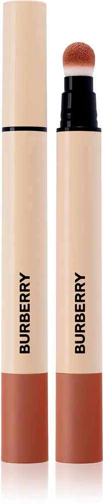 Помада жидкая Burberry Brit Matte Veil матовая, увлажняющая, 3 мл, оттенок English Oak 652
