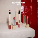 Помада для губ Burberry Brit Shine с блеском, увлажняющая, 3 г, оттенок Strawberry Cream 622 — фото 8