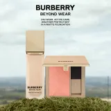 Румяна для лица Burberry Beyond Wear Outdoor Blush компактные, стойкие, с зеркалом и кисточкой, 9 г, оттенок 40 Peach Tree — фото 6