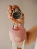 Бутылка для воды Equa Active стеклянная, из боросиликатного стекла, герметичная, 550 мл Berry — фото 2