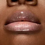 Блеск для губ MAC Cosmetics Holiday Lipglass Air с высоким глянцем, увлажняющий, 5 мл, оттенок Snowkissed — фото 5