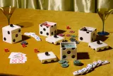 Ароматическая свеча Paddywax Lucky Dice Lava Stone для дома, 283 г — фото 6