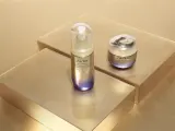 Ночной крем для лица Shiseido Vital Perfection Overnight Firming Treatment с эффектом лифтинга, насыщенная кремовая текстура, 50 мл — фото 4