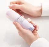 Сыворотка для лица Shiseido White Lucent Illuminating Micro-Spot Serum против пигментации, для сияния кожи, 50 мл — фото 3