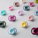 Пустышка Tommee Tippee Ultra Light Stay Put 6-18 m ортодонтическая, мягкая, 6-18 месяцев, 2 шт — фото 6