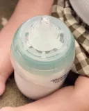 Соска для бутылочки Tommee Tippee Advanced Anti-Colic силиконовая, по форме груди, 2 шт 0m+ — фото 2