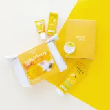 Набор для малышей Weleda Baby Winter Set бальзамы и шампунь-гель для душа, подарочный — фото 3