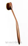 Щётка для контуринга лица Makeup Revolution Precision Brush Oval Shape, овальная, с синтетическим ворсом — фото 2