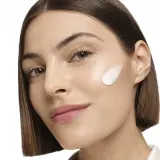 Shiseido Deep Cleansing Foam глубоко очищающая пенка для лица с микрогранулами, пионом и рисовым маслом, 125 мл — фото 4