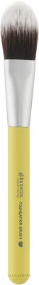Плоская кисть для тональной основы Benecos Foundation Brush Colour Edition, 15,5 см