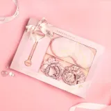 Набор Crystallove Rose Quartz Home SPA роллер из розового кварца шелковая маска для глаз и 4 резинки для волос — фото 3