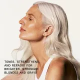 Тонирующий шампунь OLAPLEX No.4P Blonde Enhancer для осветлённых волос 250 мл — фото 4