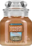 Свеча ароматическая Yankee Candle Sun and Sand «Солнце и песок» в банке, 104 г — фото 1