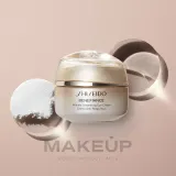 Крем для кожи вокруг глаз Shiseido Benefiance против морщин 15 мл — фото 4