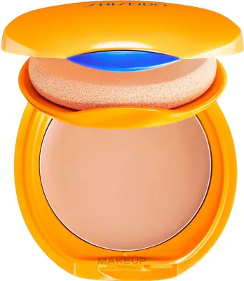 Пудровая тональная основа Shiseido Tanning Compact SPF 10, 12 г, оттенок Natural