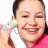 Essence Hello Good Stuff! 48h Hydrating Serum Stick увлажняющая сыворотка-стик для лица 30 г, охлаждающая с гиалуроновой кислотой и огурцом — фото 4