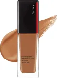 Тональный флюид Shiseido Synchro Skin Radiant Lifting Foundation сияющий с эффектом лифтинга SPF 30, 30 мл, оттенок Suede — фото 1