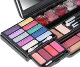 Палетка-набор для макияжа лица, глаз и губ Zmile Cosmetics Classic Makeup Palette — фото 6
