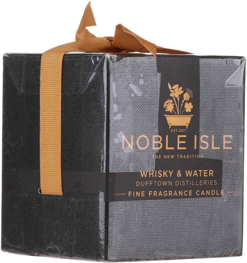 Свеча ароматическая Noble Isle